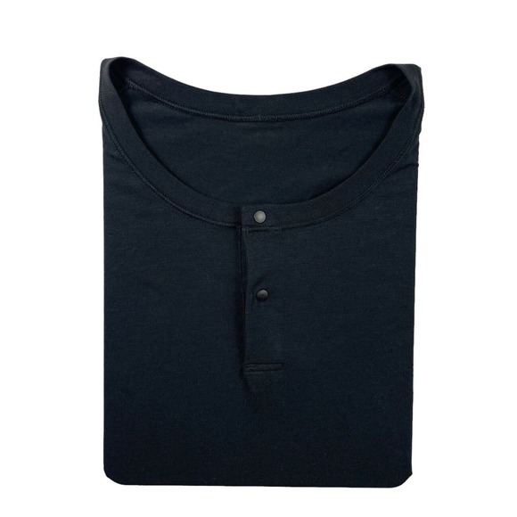 Lululemon Black Performance S/S Mens Snap Henley Size Medium - Picture 1 of 4